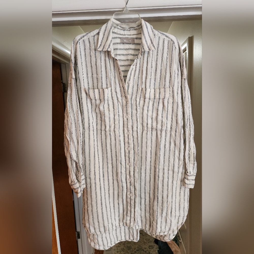Everlane Black and White Striped Shirt